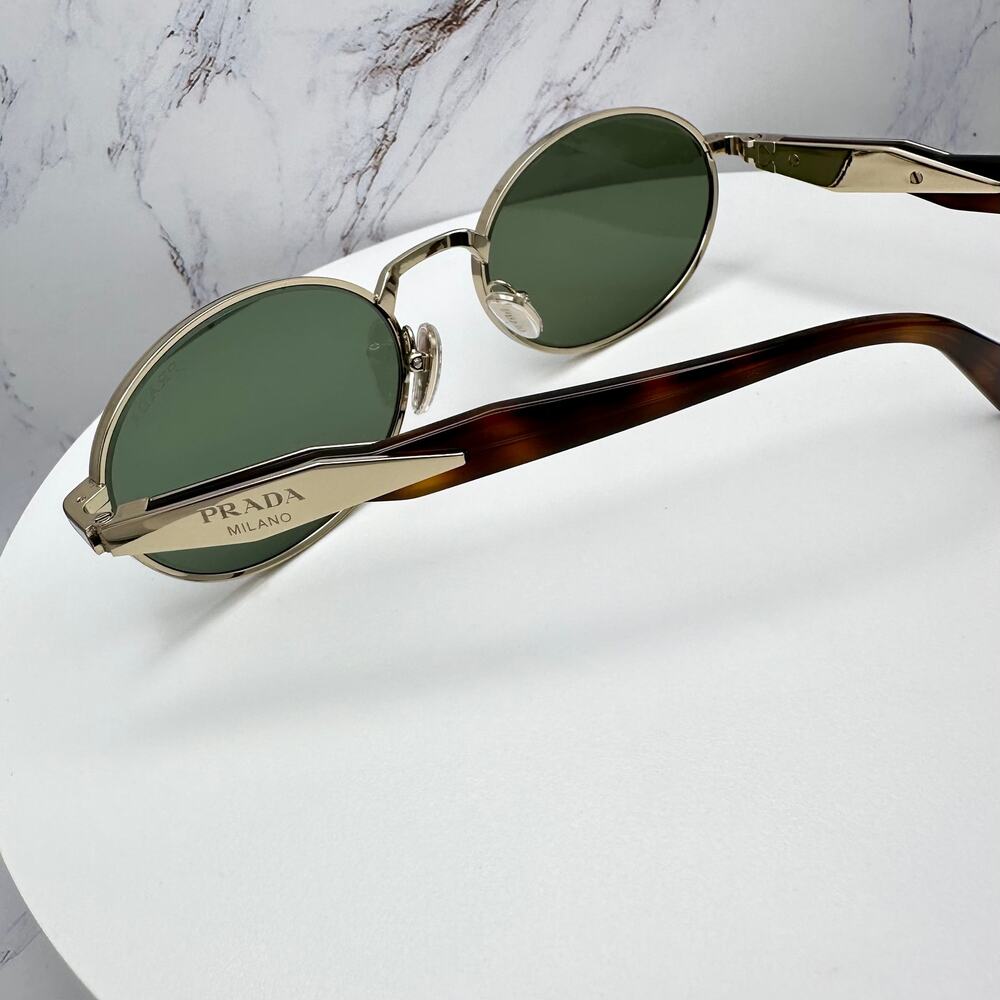 NEW PRADA Sunglasses - Picture 16 of 16